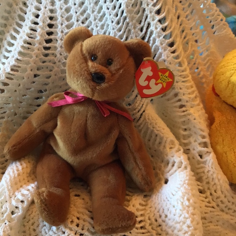 Ty Beanie Baby Teddy date of birth 11-28-95 excellent condition with tag